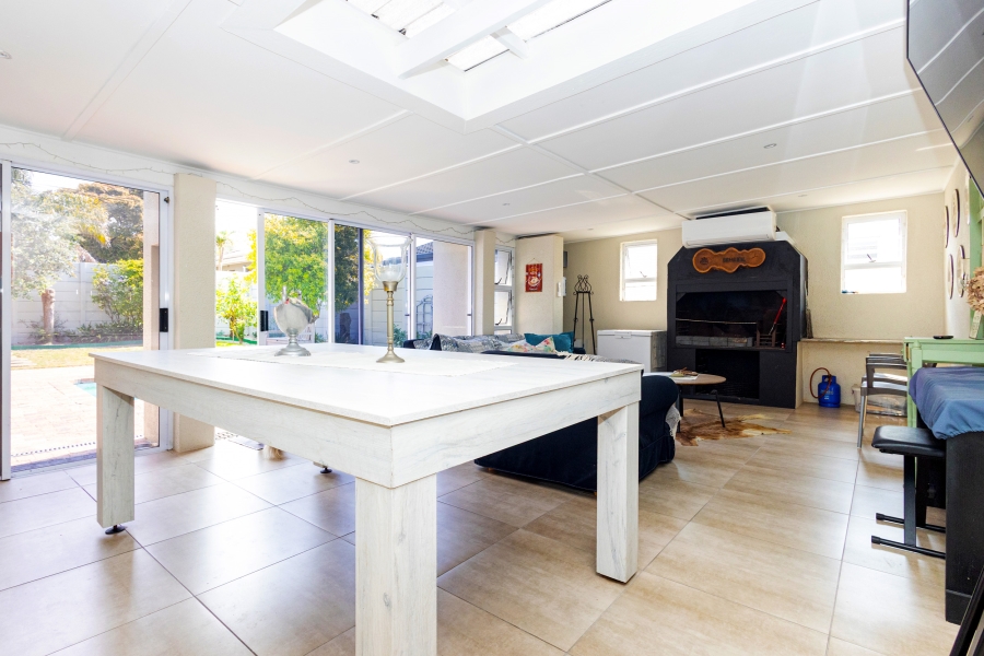 4 Bedroom Property for Sale in Stellenridge Western Cape